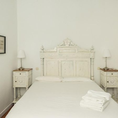 Apartamentos Madrid Centro W Exterior photo