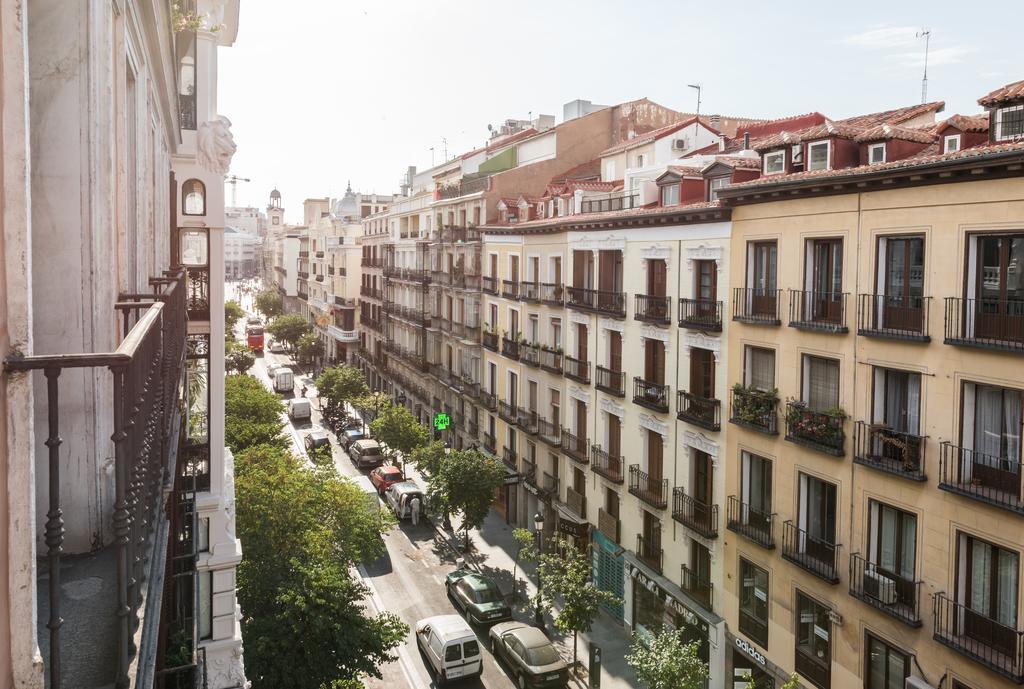 Apartamentos Madrid Centro W Exterior photo