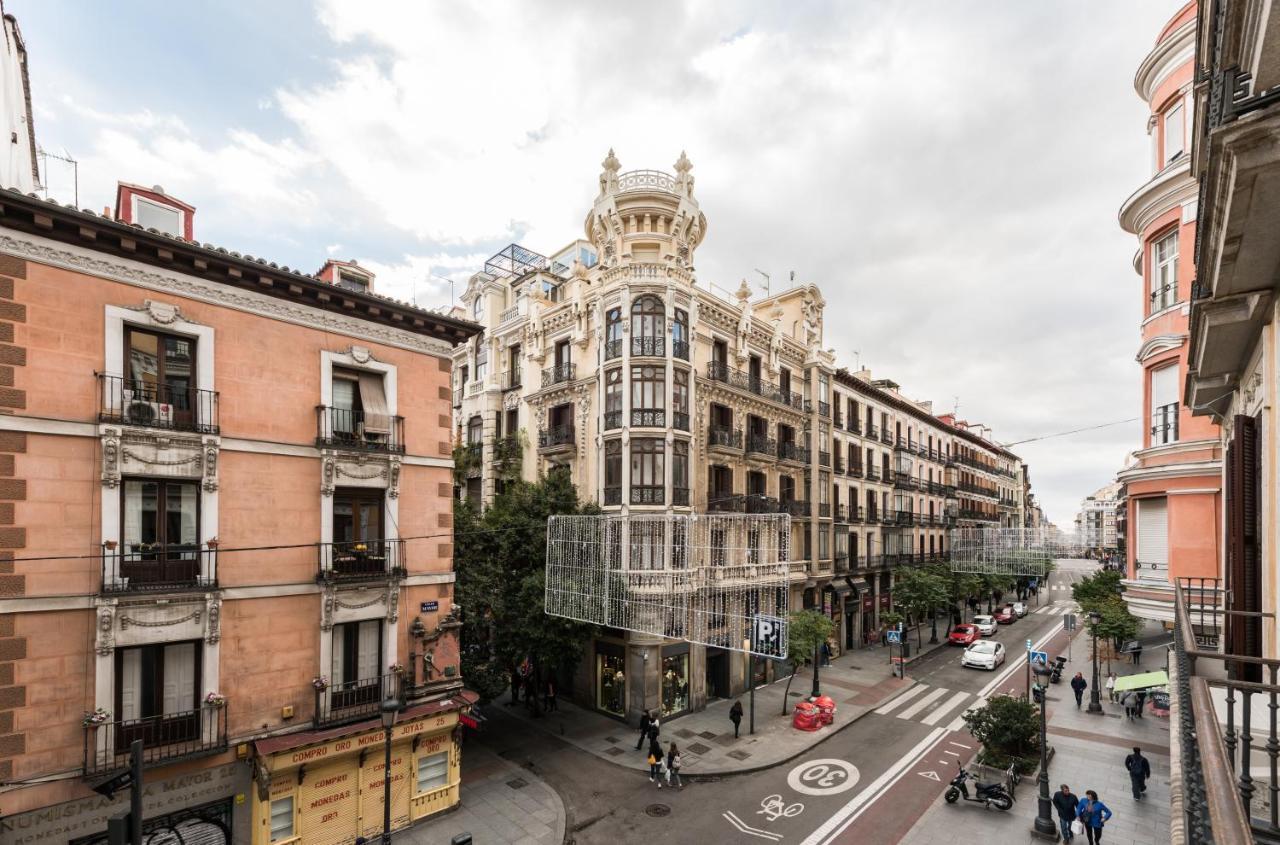 Apartamentos Madrid Centro W Exterior photo