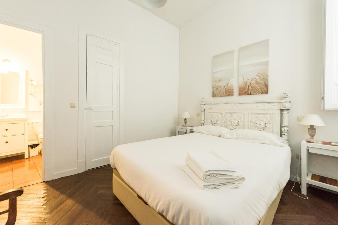 Apartamentos Madrid Centro W Exterior photo